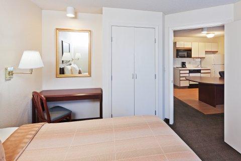 Hotel Sonesta Simply Airport