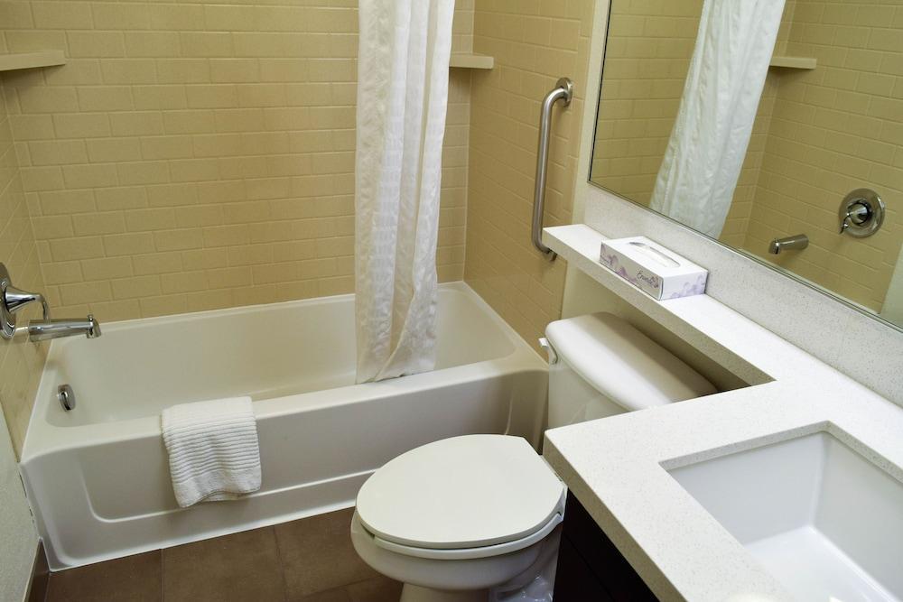 Sonesta Simply Airport Hotel Wichita